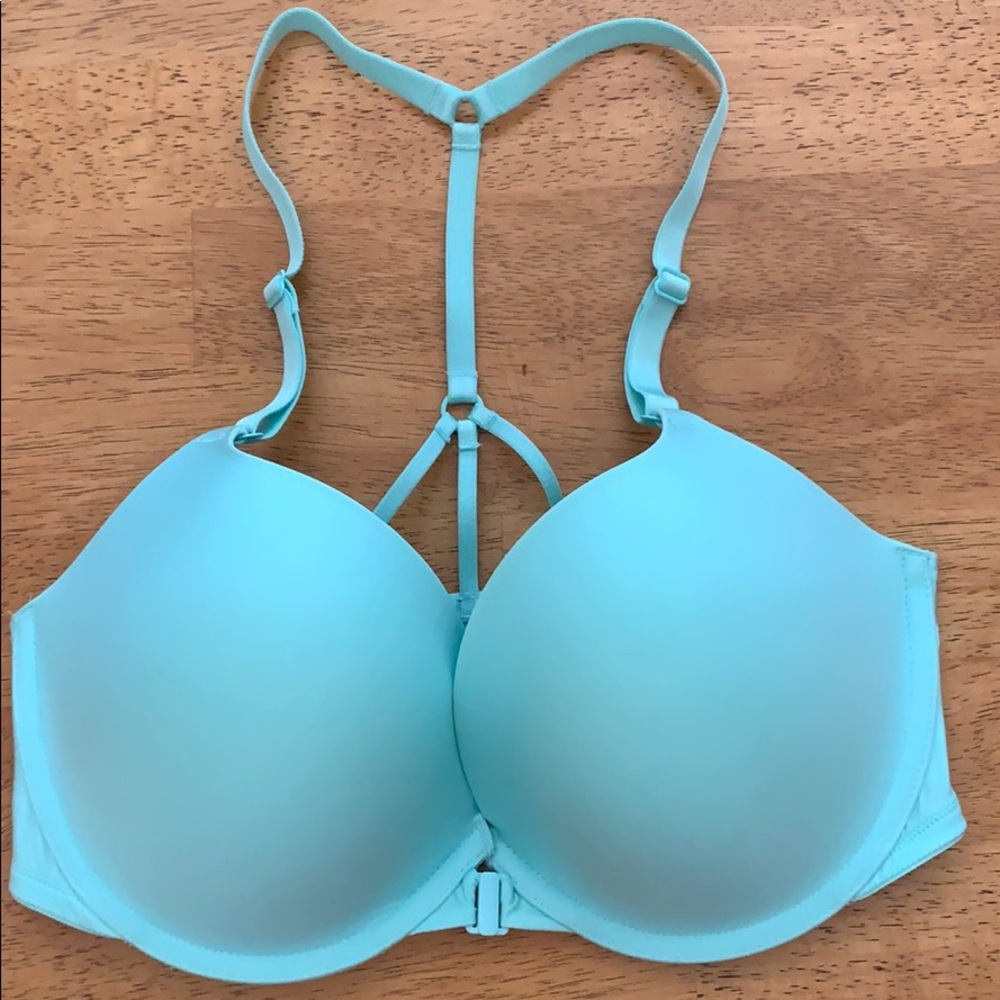 EUC Victoria’s Secret racer back bra.